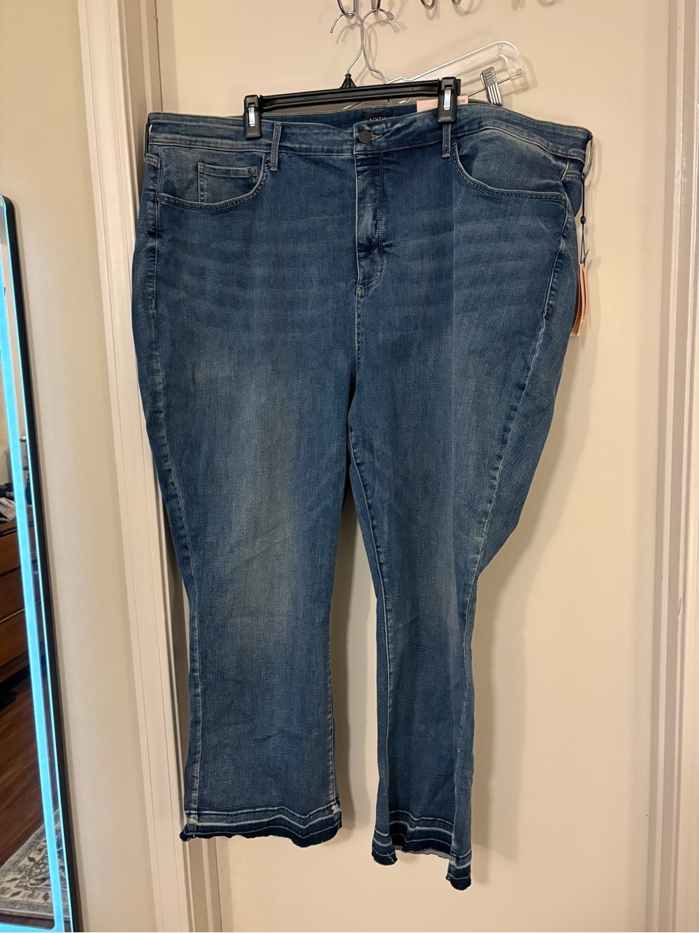 NYDJ Women's Cropped Ankle Jeans in Medium Blue